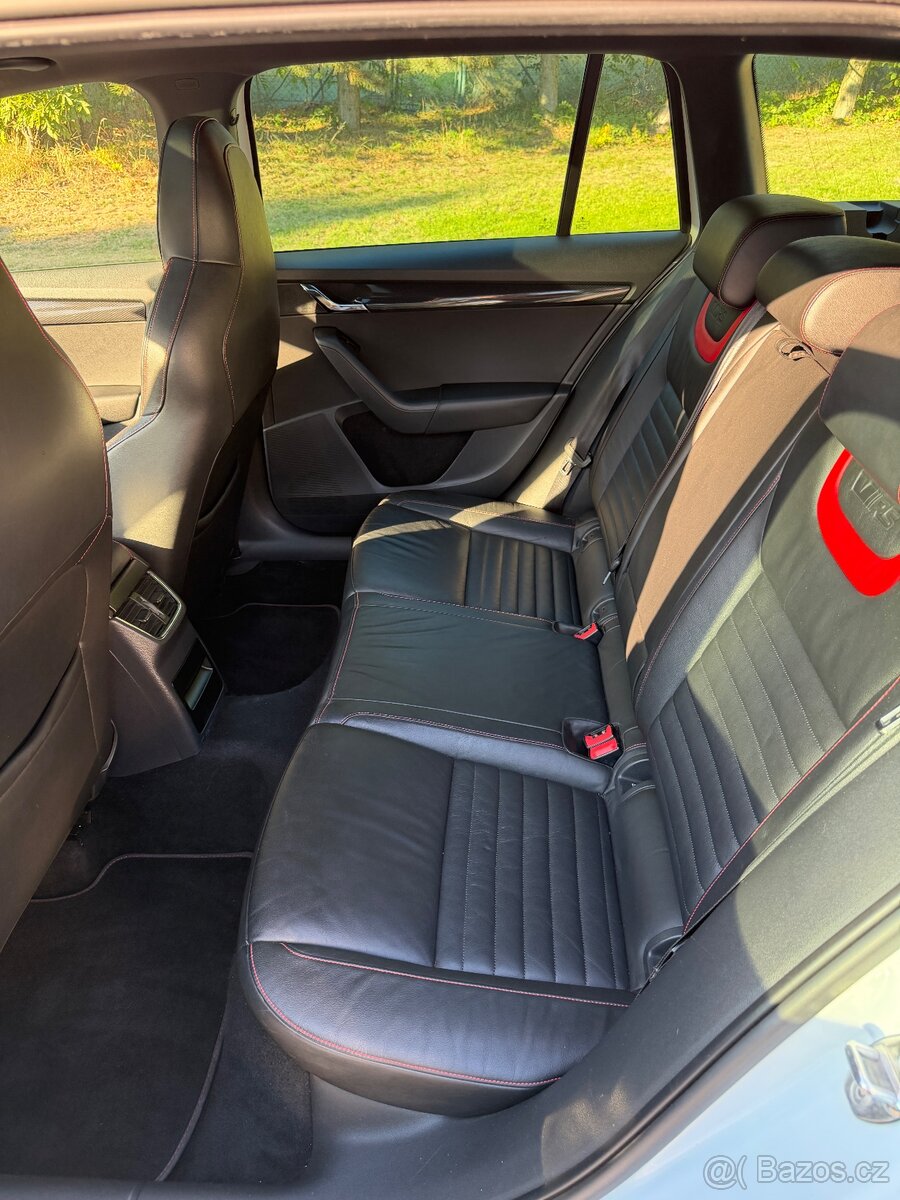 ŠKODA OCTAVIA 3 RS 2.0 TDI - 13