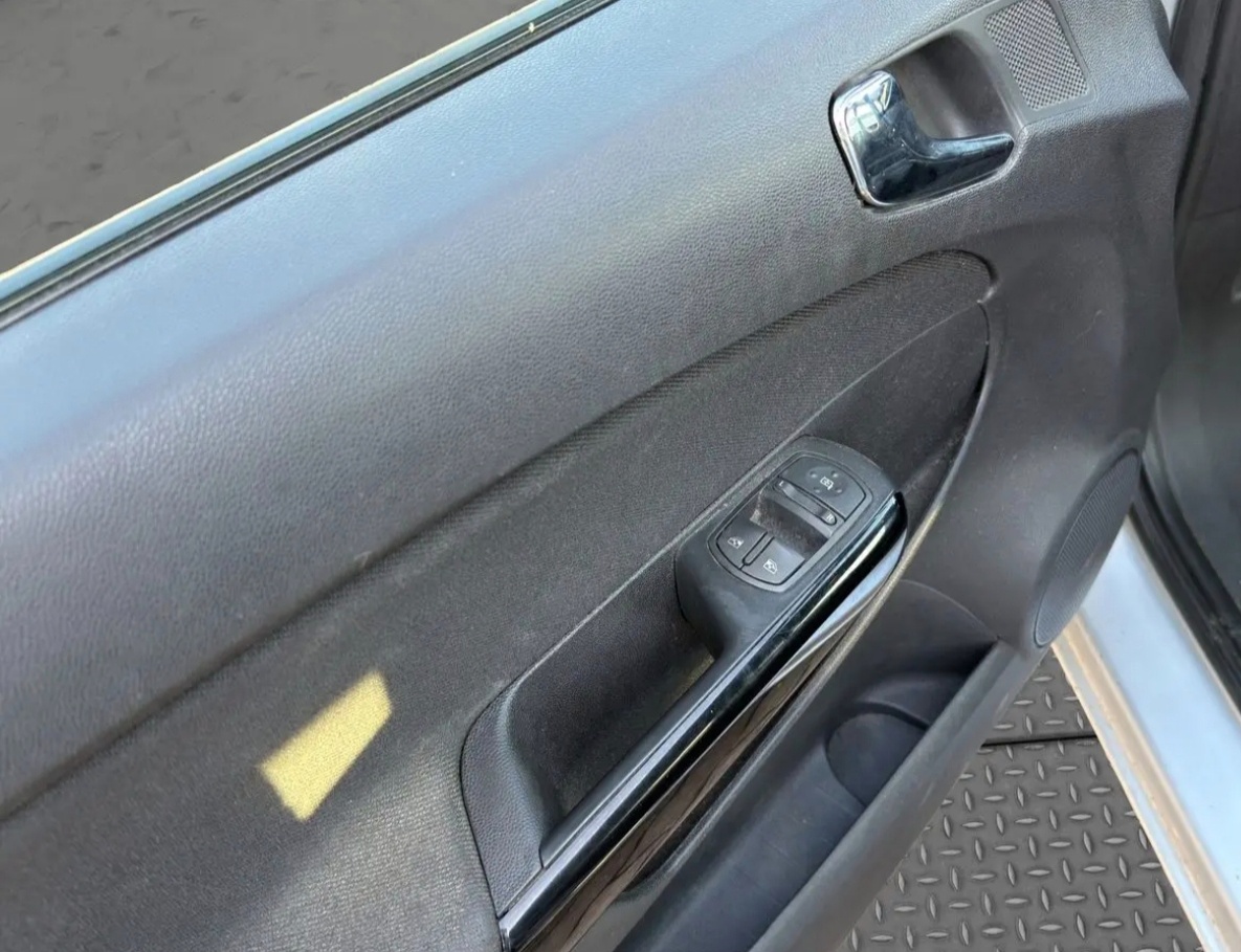 Opel Corsa rv.2013 - 13