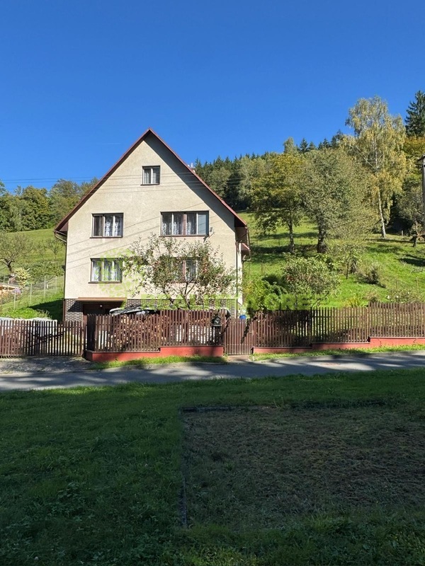 Prodej podílu 6/8 RD Vsetín, ul. Dlúhé, CP 992 m2 - 13