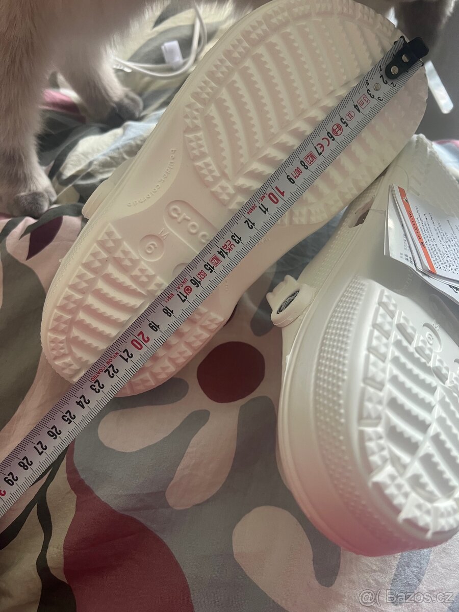 Crocs (pozor zbývá jen pár,bílá barva 38-39 vel.) - 13