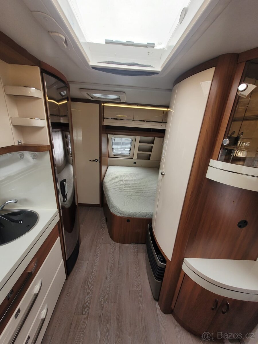 Hobby 495UFE, solár, markýza, mover, 2018 - 13