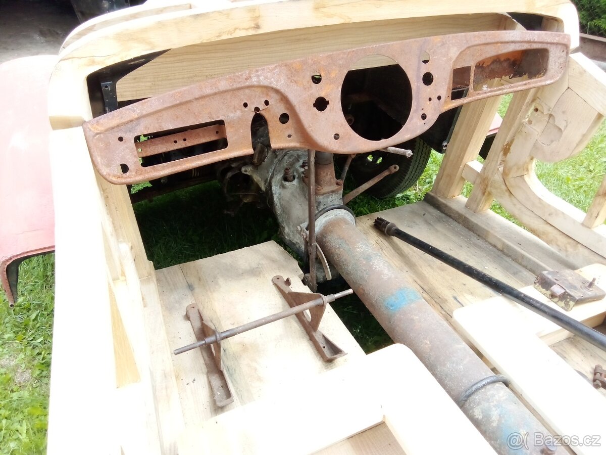 Tatra 57A roadster replika - 13