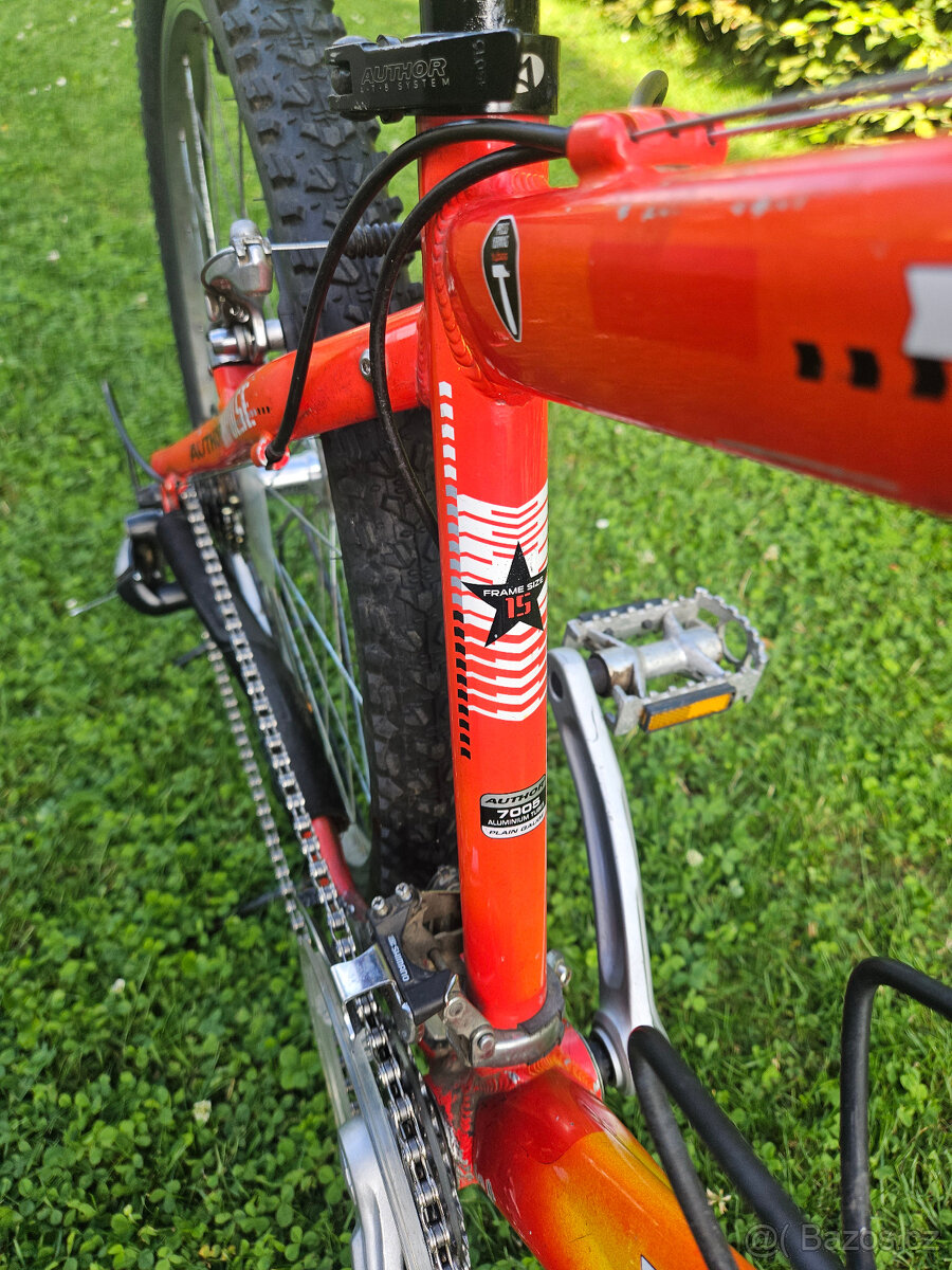 Menší 26" horské hliníkové kolo AUTHOR, rám 15" po servisu - 13