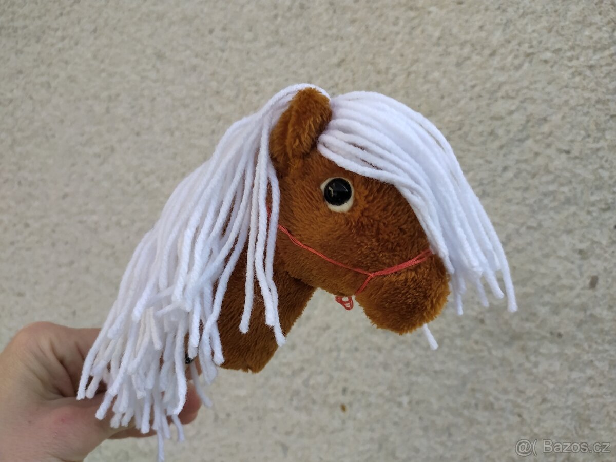 Hobby horse přívěsek, dekorace - 13