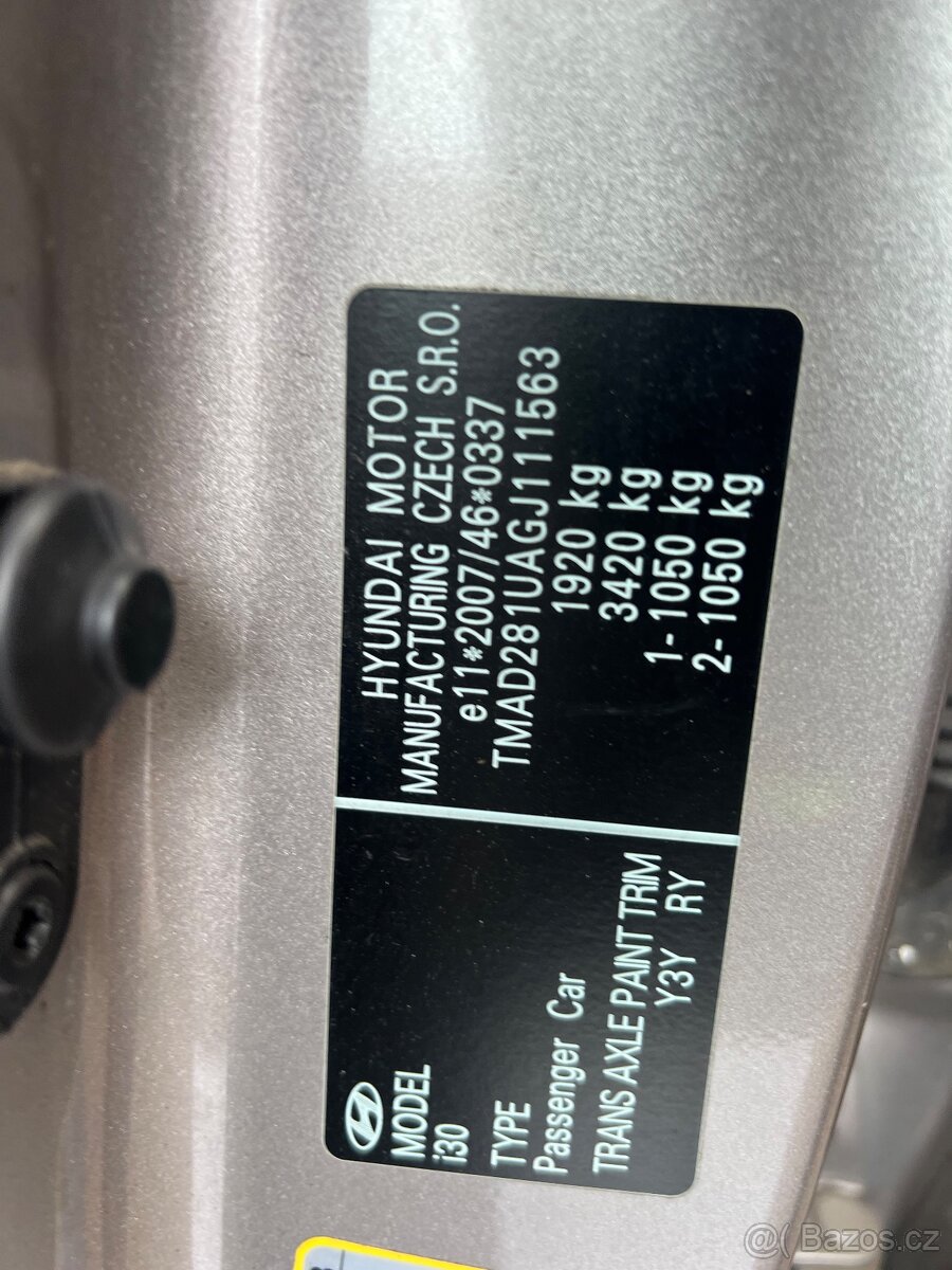 I30 1.6 crdi 1. Majitel v ČR 2016, 160000km, STK DO 4/2028 - 13