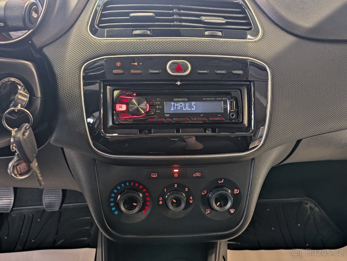 Fiat Punto 1.2i 51kW 1. majitel ČR, KLIMA - 13