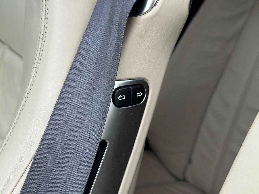 Bentley Continental GT 6.0 W12 YOUNGTIMER z roku 2004 - 13