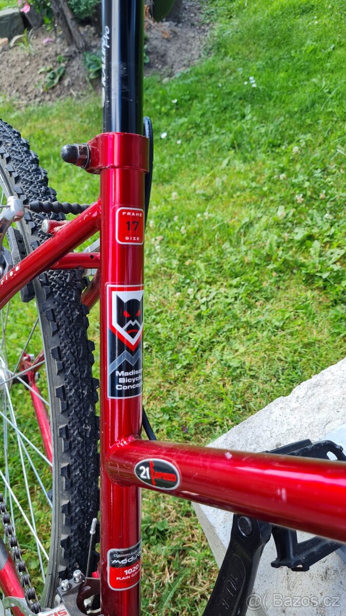 Trekové kolo Madison - 13