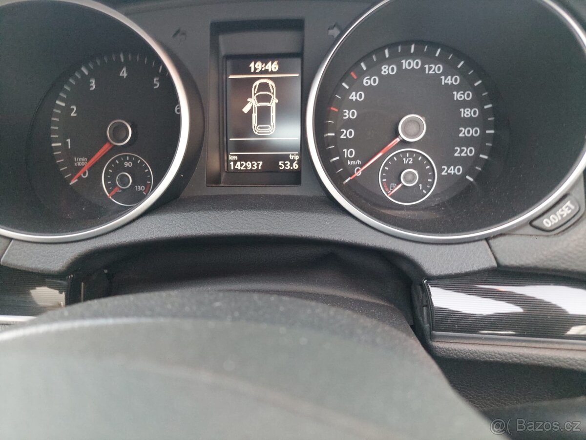 VW Golf 6 cabrio - 13