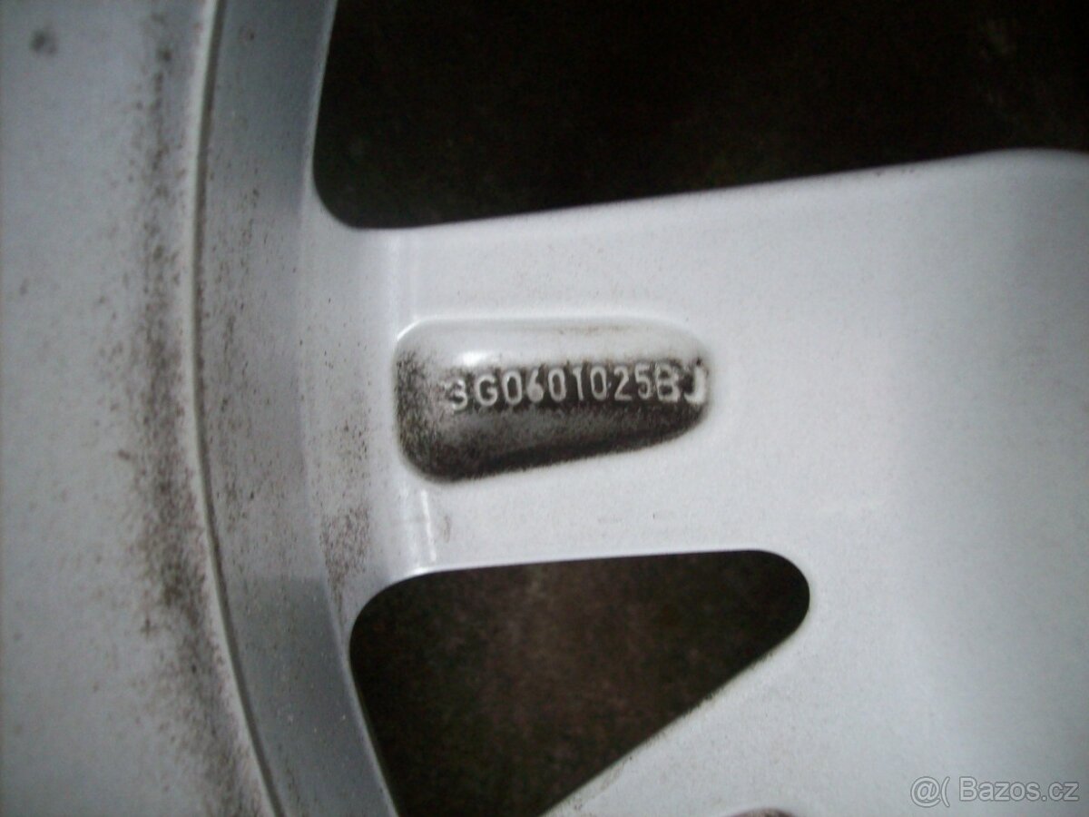 alu kola Passat B8 Superb III CEC6 215.60.16" - 13