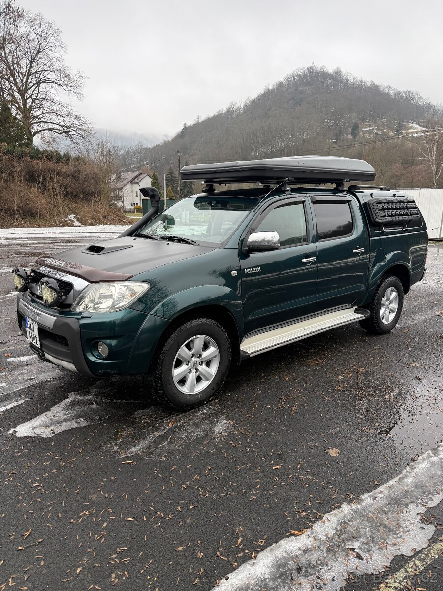 Toyota Hilux 3.0 - 13