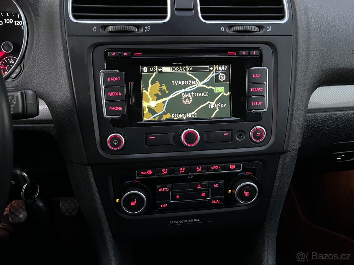 VW Golf 6 1.2 TSI 77 KW MATCH Webasto - 13