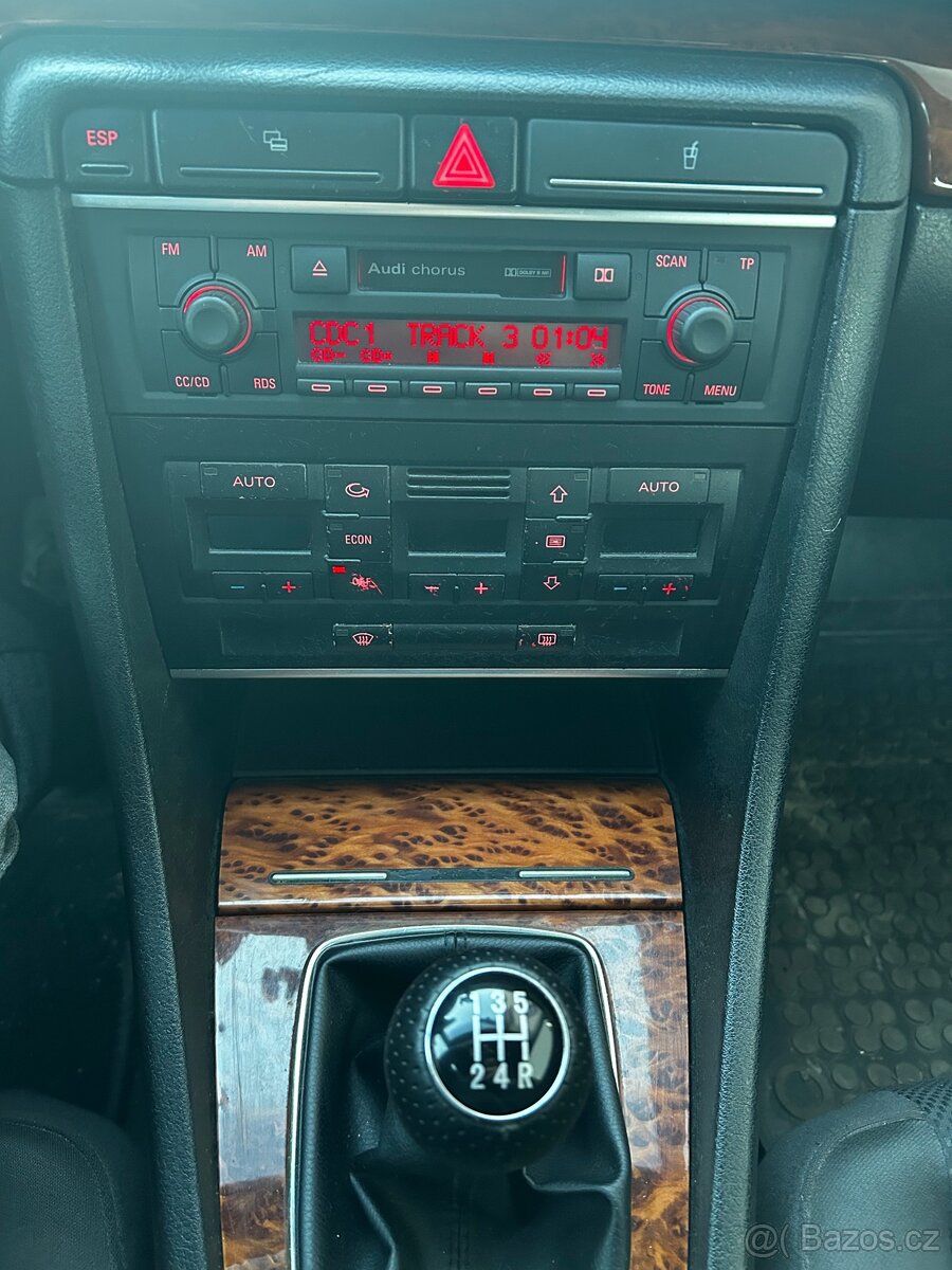 Audi A4 B6 2.0i 96 kW – r. 2001 - 13