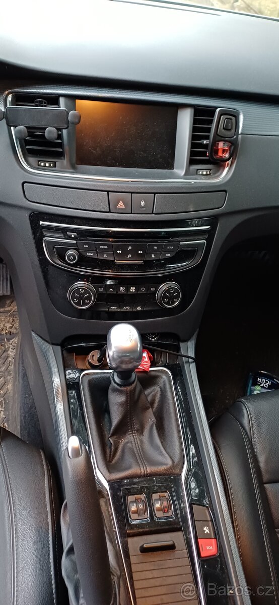 Peugeot 508sw s taznym - 13