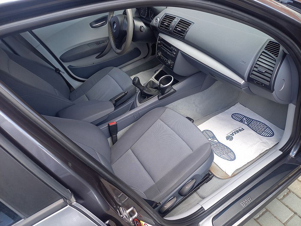BMW Řada 118d klima+SERVIS+154000km - 13