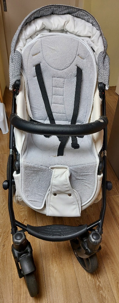 Kočárek Junama Madena - 13