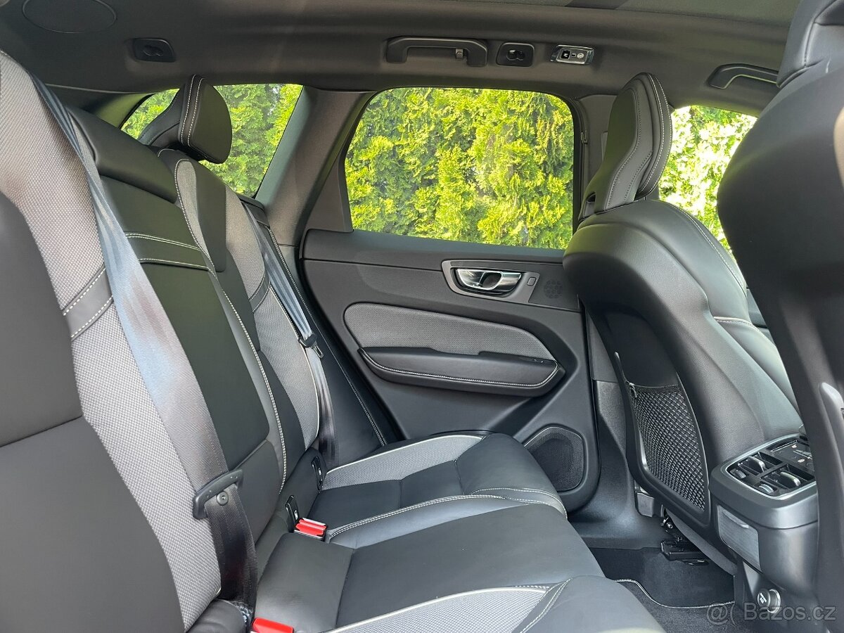 Volvo XC60 B5 173kW AWD R-Design - 13