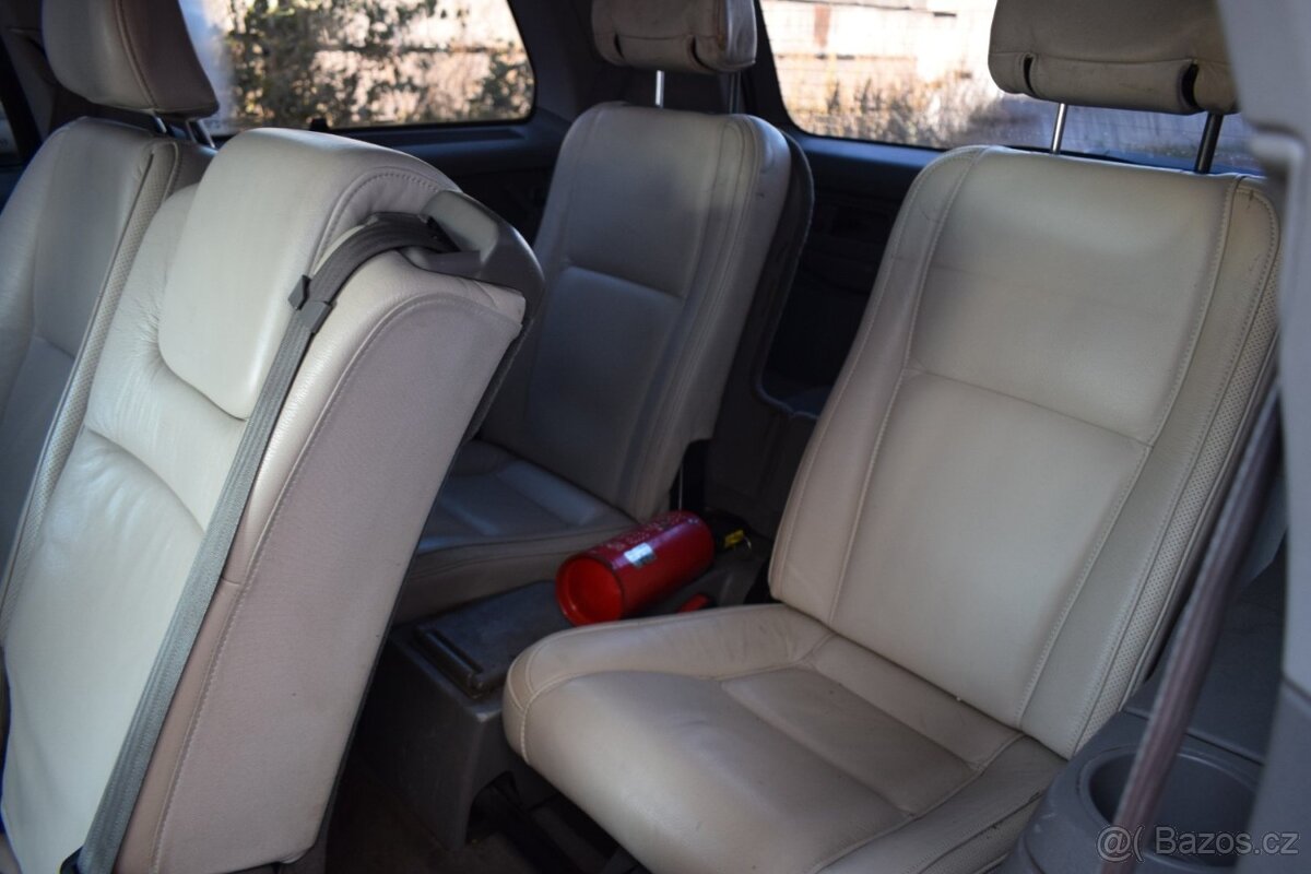 Volvo XC90 D5 2.4D 4X4/KŮŽE/MANUÁL/7MÍST/ - 13