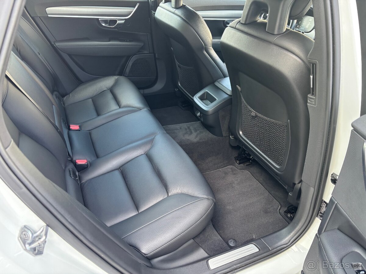 VOLVO S90,2,0D4,140KW,automat - 13