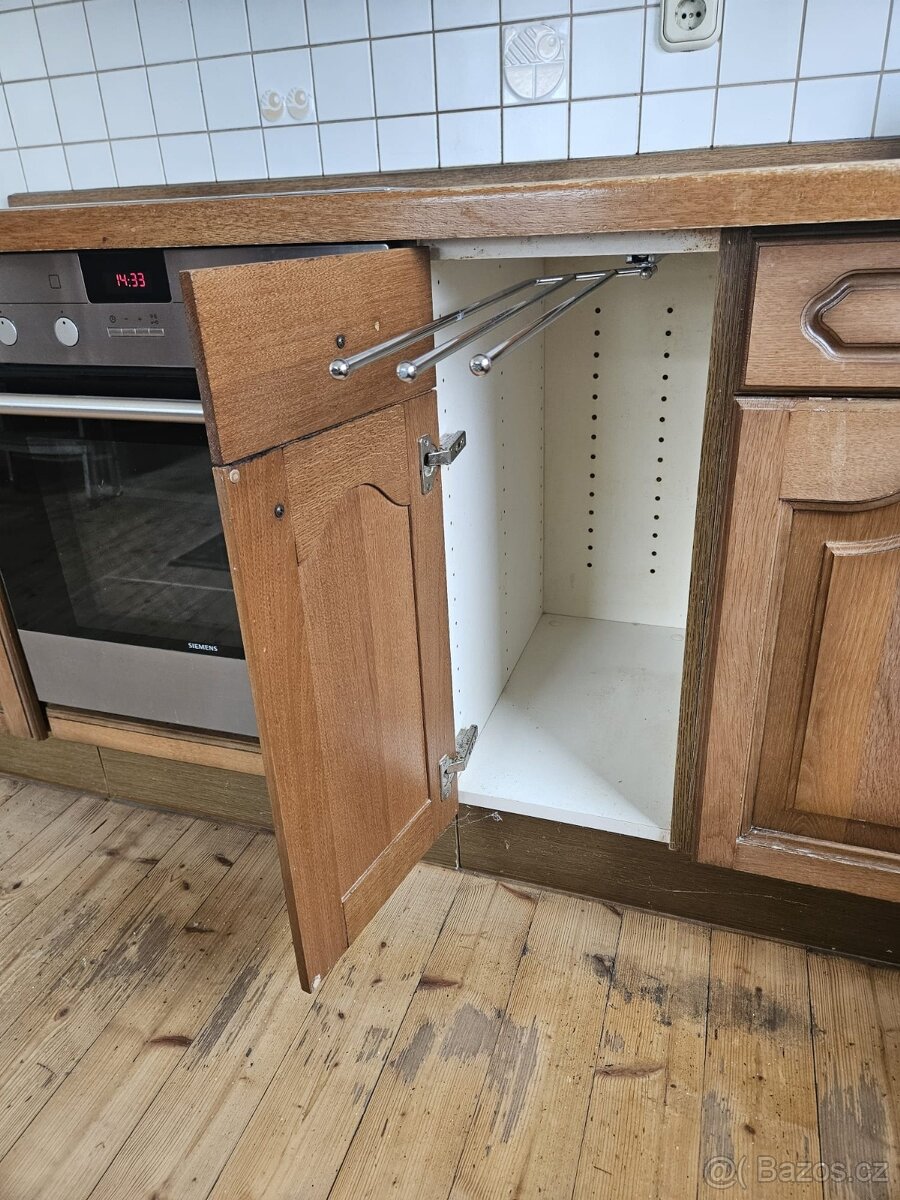 Masivní kuchyňská linka z Německa se spotřebiči - 13