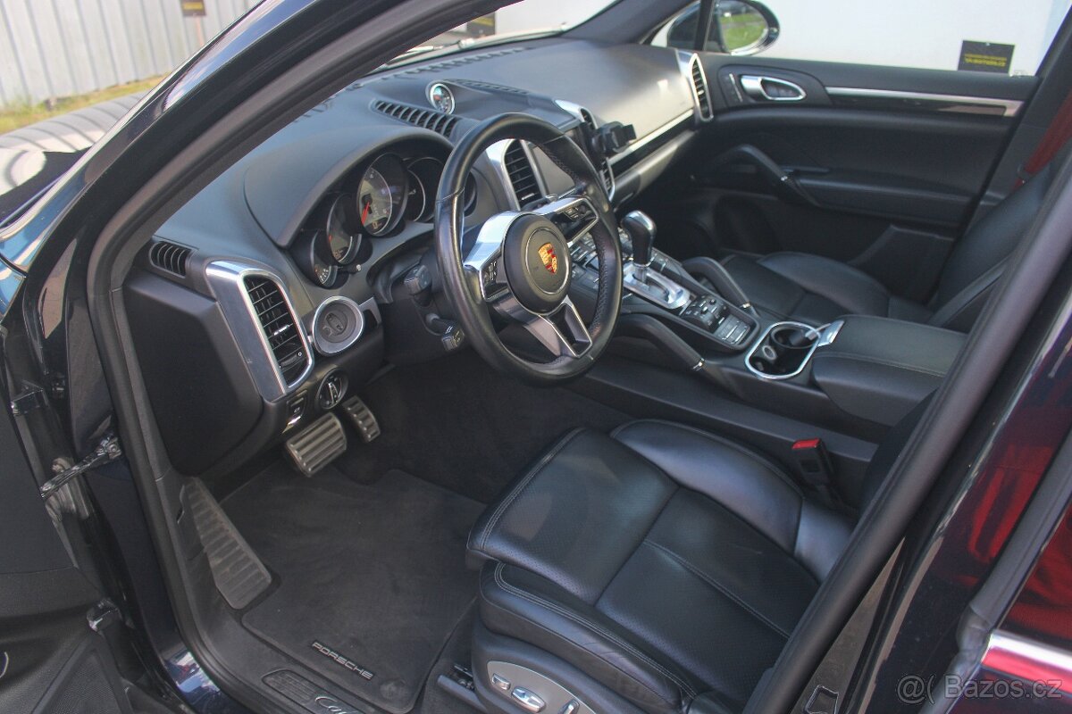 Porsche Cayenne S Diesel V8 07/2015 EURO 5 - 13