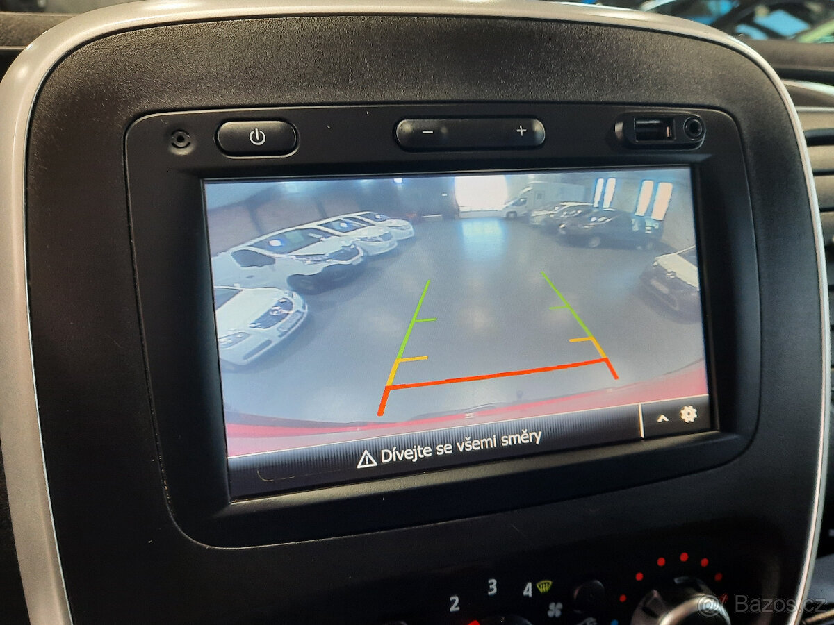 Renault Trafic 2,0 DCi - LED, Navi, Ťažné - 13