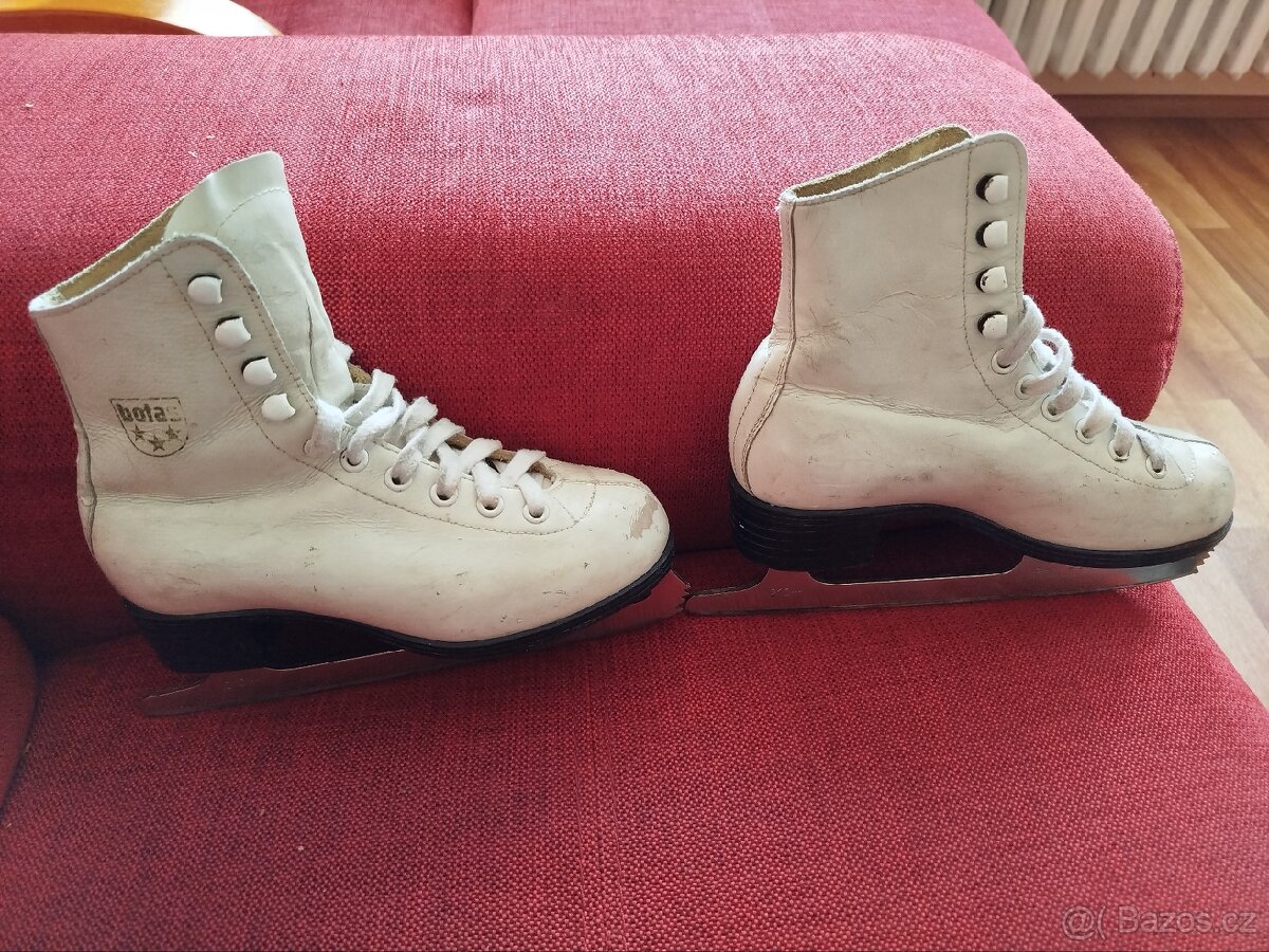 Dívčí brusle 34 - 13