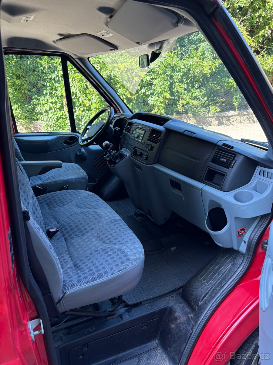 Ford Transit 2.2 TDCi 85 kW, 1. majitel, nová technická - 13