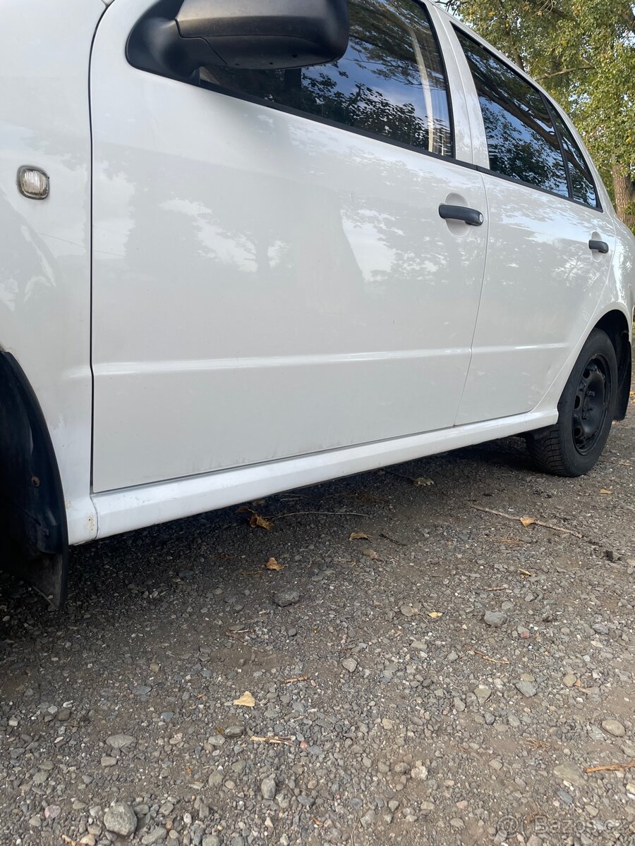 Škoda Fabia 1.4mpi - 13