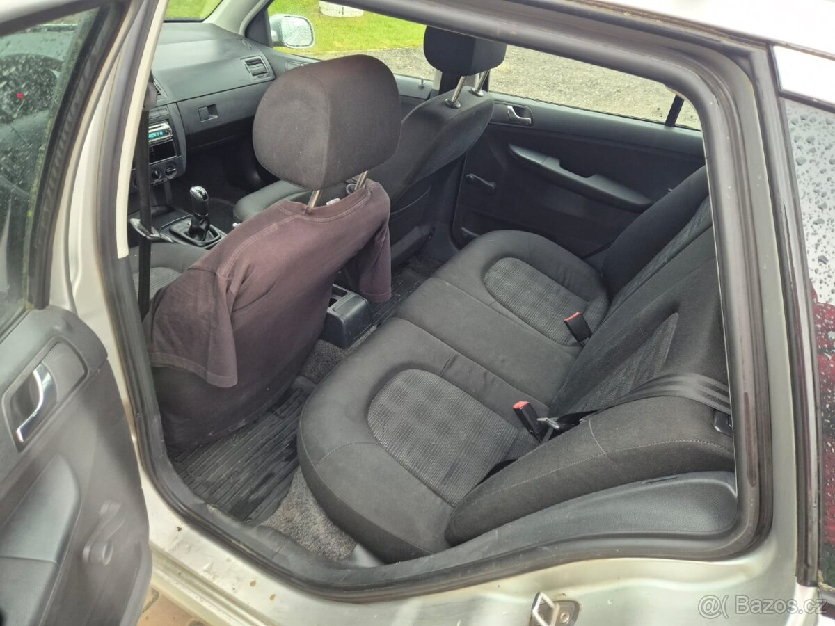 Prodám Škoda Fabia kombi facelift elegance 1.4 55kw - 13