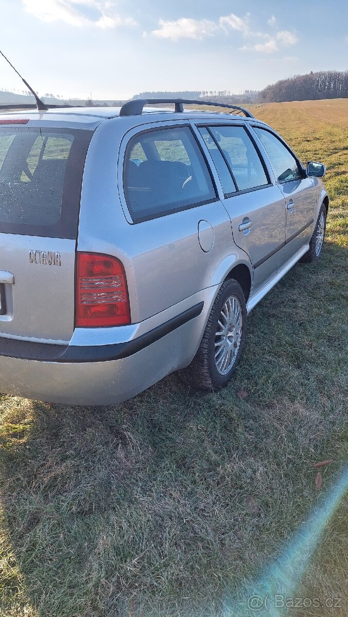 Škoda Octavia combi 1.9tdi 66kw - 13