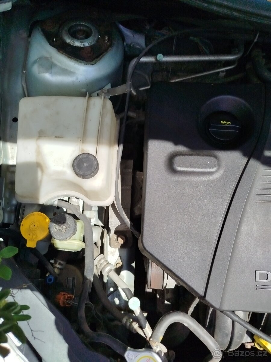 Mazda 5 - 13