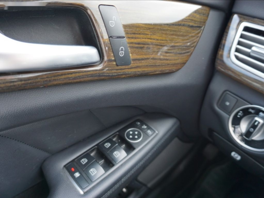 Mercedes-Benz CLS,3,0 - 13