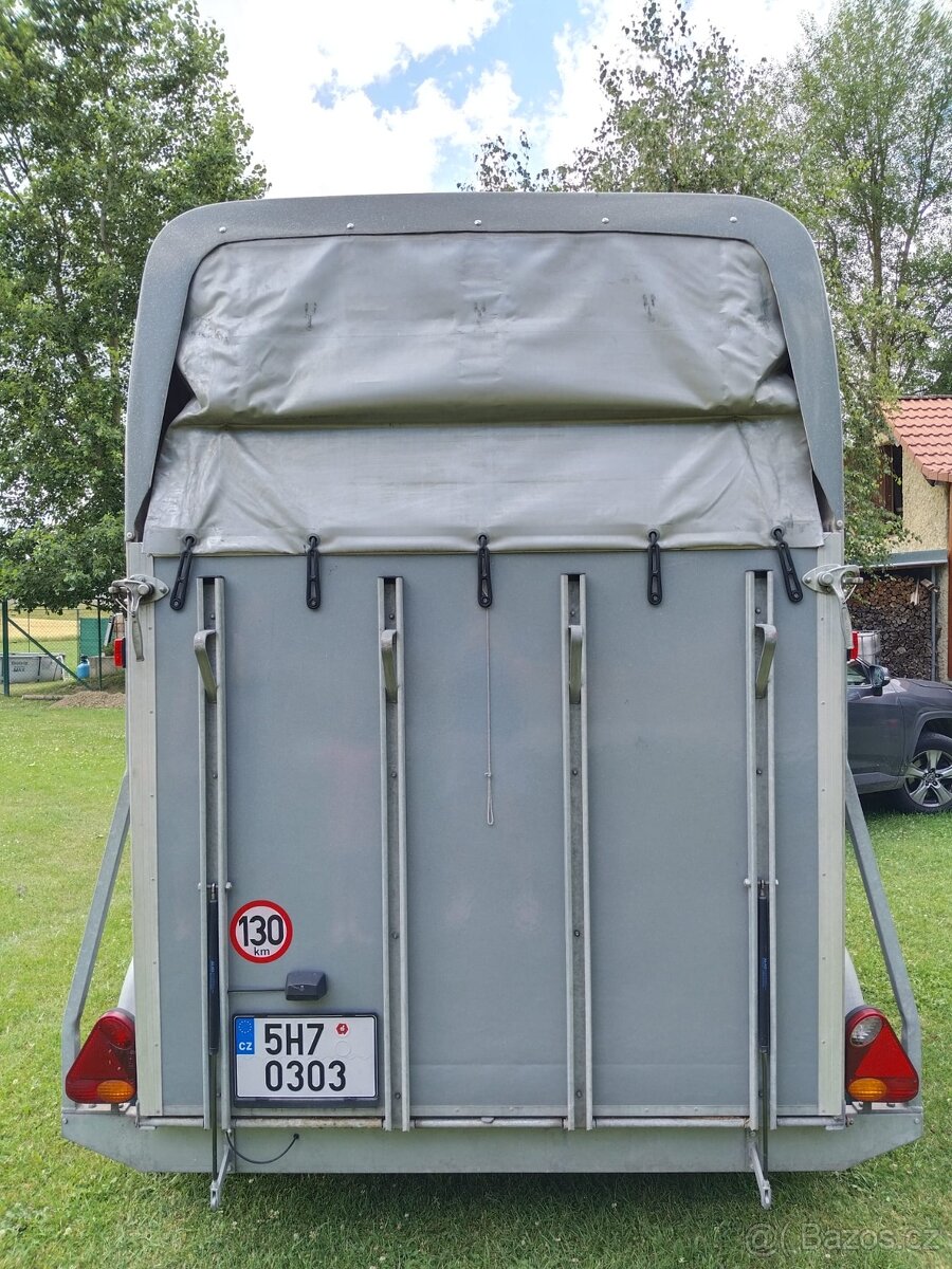 Celolaminátový přepravník pro dva koně Eurotrailers Equistar - 13