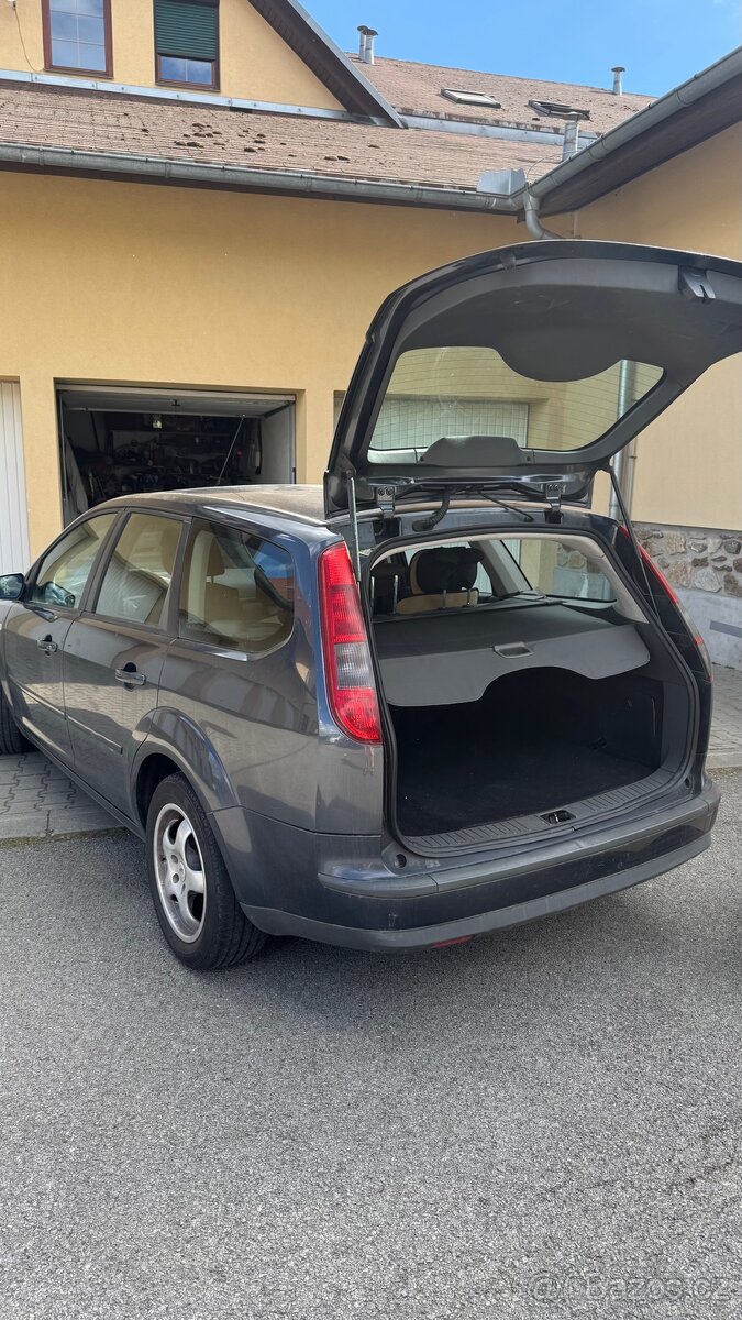 Ford Focus kombi 1.8 TDCi - 13