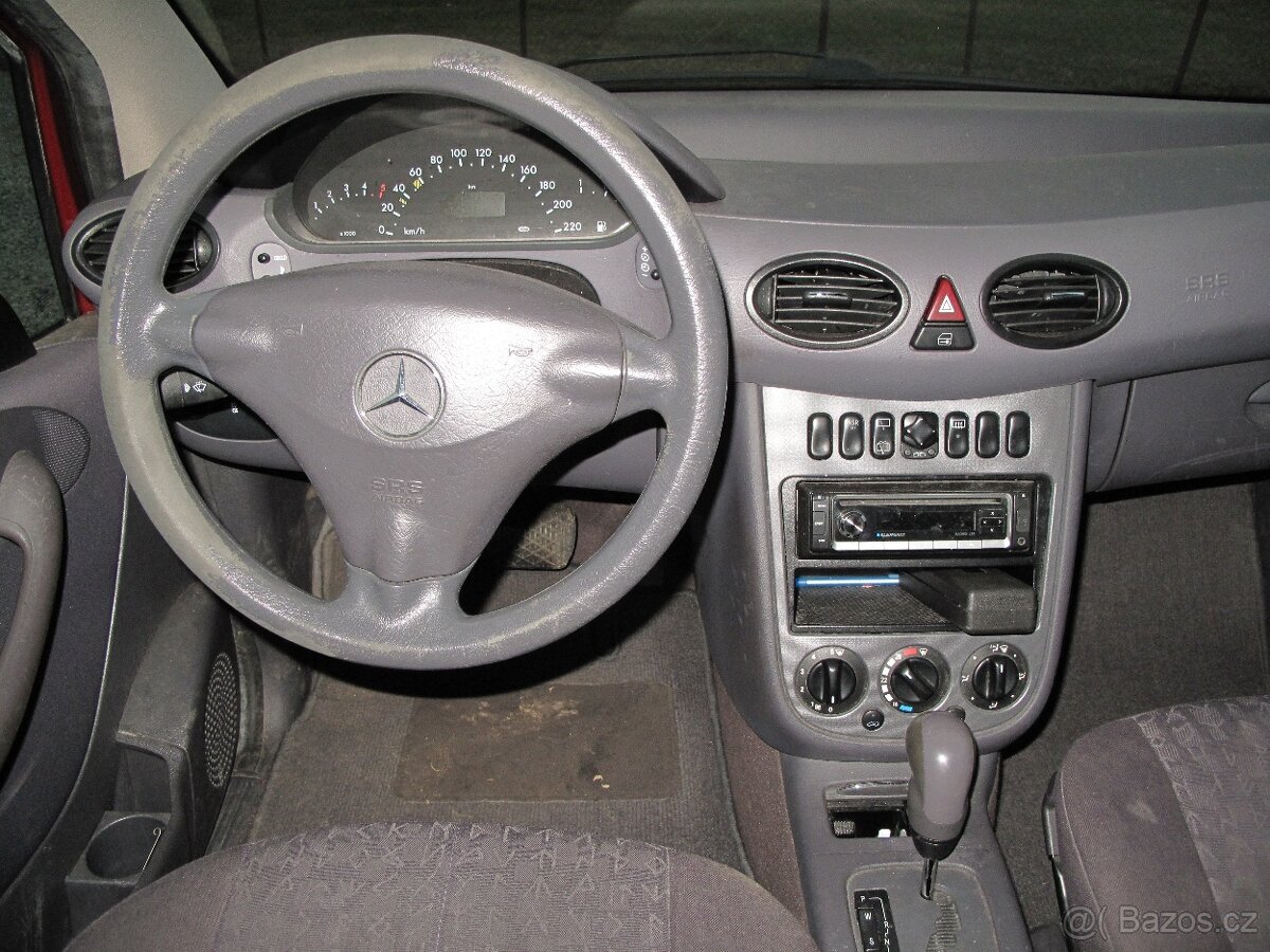 Mercedes-Benz A170 cdi automat v nouzáku - 13