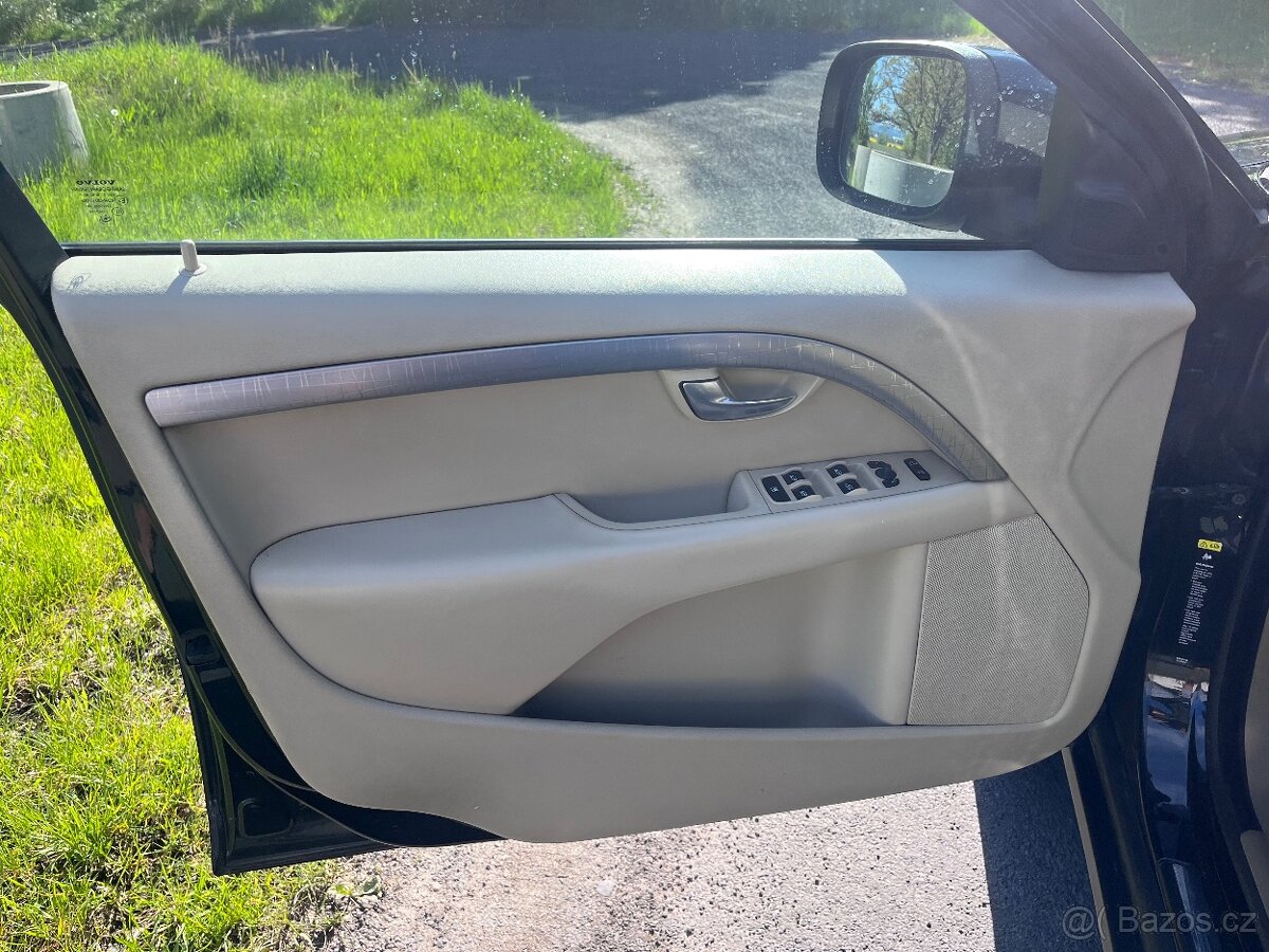 Volvo XC70 D5 awd - 13