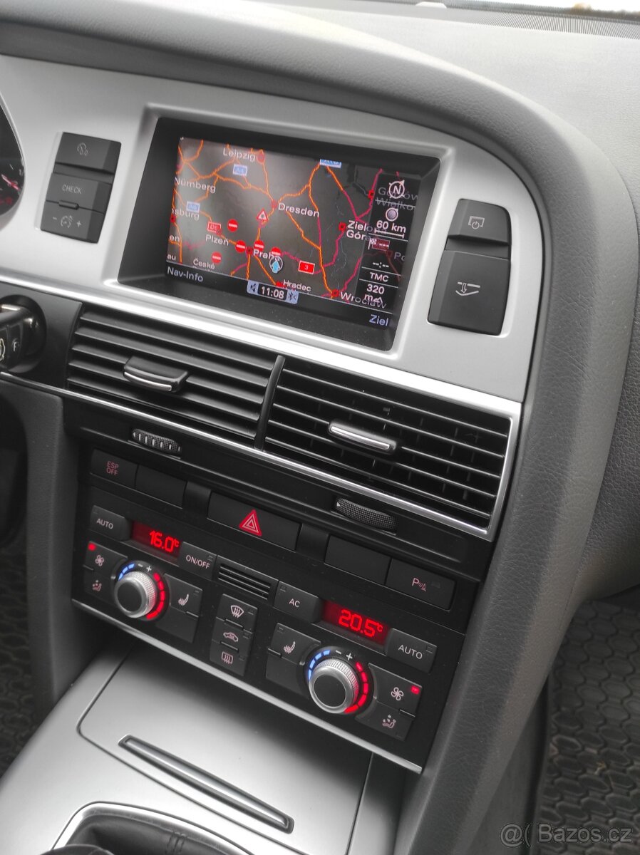 Audi A6 2,0 TDi Combi, 2011, manuál, facelift - 13