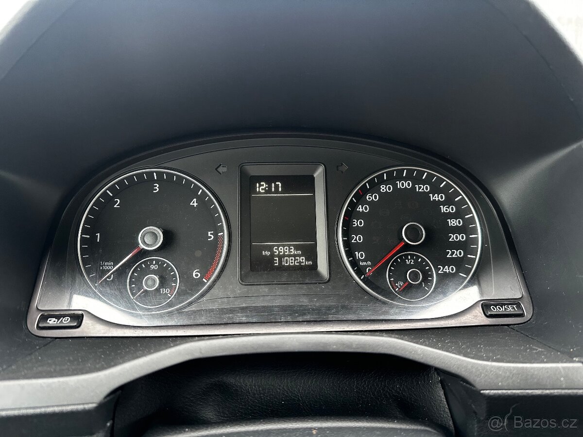 Volkswagen Caddy Maxi 2.0 TDi 5 míst Rok 2018 2X Šoupačky - 13