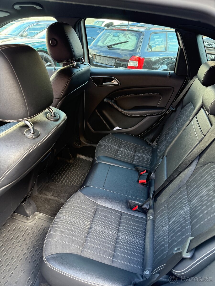 Mercedes-Benz B180 CDI • Automat • 2014 • 80 kW • Zachovalý - 13