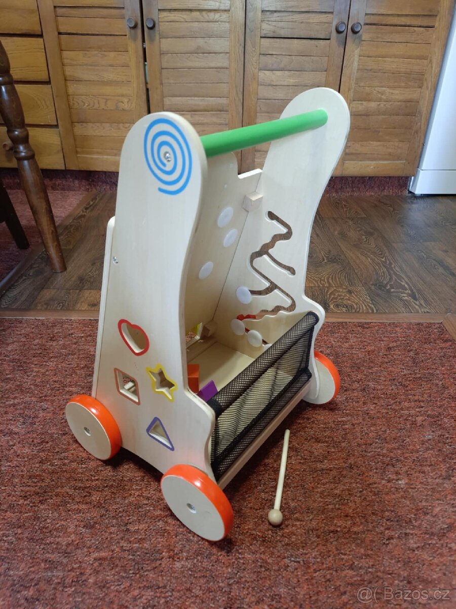 Chodítka, odrážedla, ohrádka, postýlka, botičky vel. 22, - 13