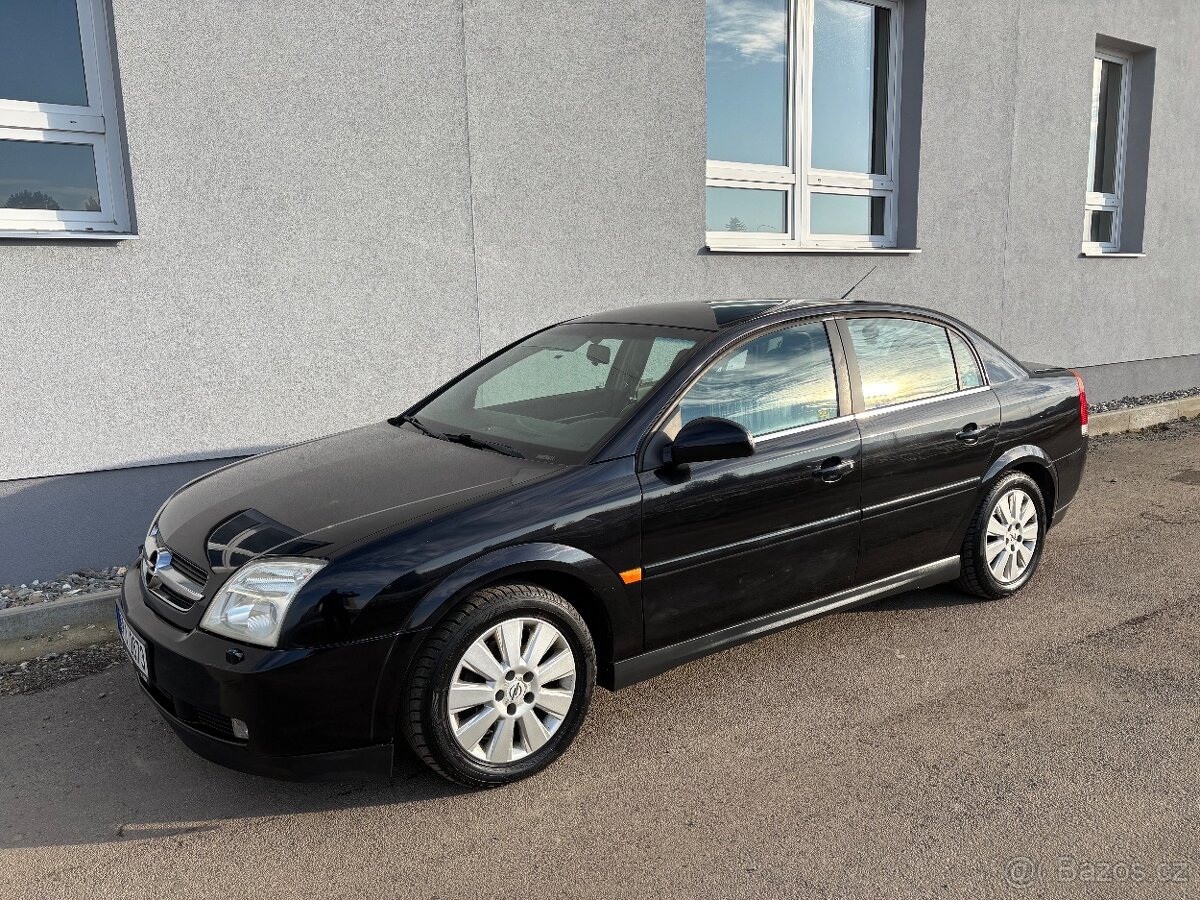 Opel Vectra 2.2i - 13
