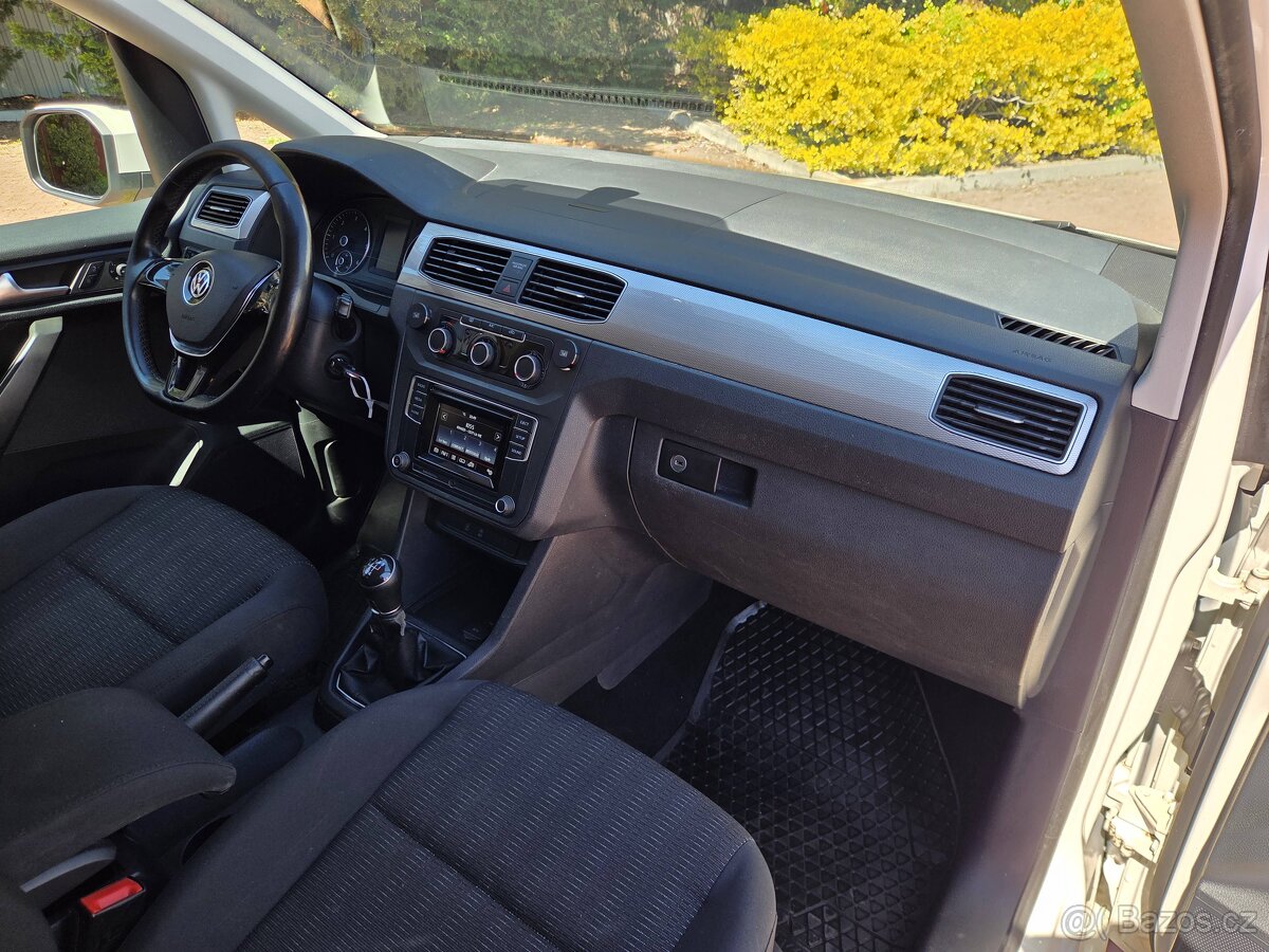VW Caddy Maxi 2.0 TDI,7.míst,tažné,1.Majitel,2016,serviska - 13
