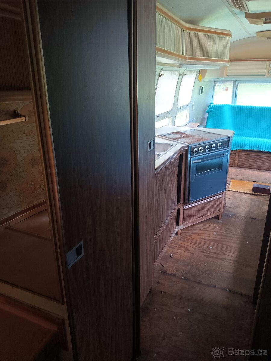 Airstream caravanner 1976 25' - 13