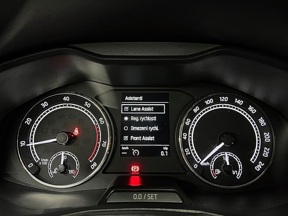 Škoda Kamiq 1.5 TSI M/T STYLE, KEYLESS, KAMERA, DPH - 13