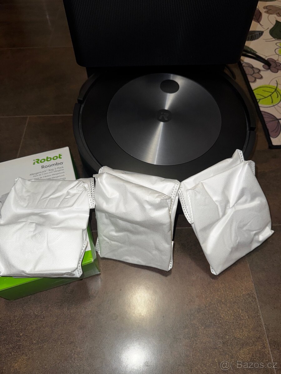 ZÁNOVNÍ robotický vysavač iRobot Roomba j7+ - 13