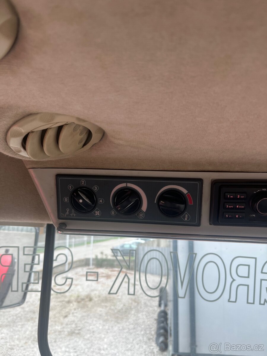 Massey Ferguson 8737 Dyna-VT - 13