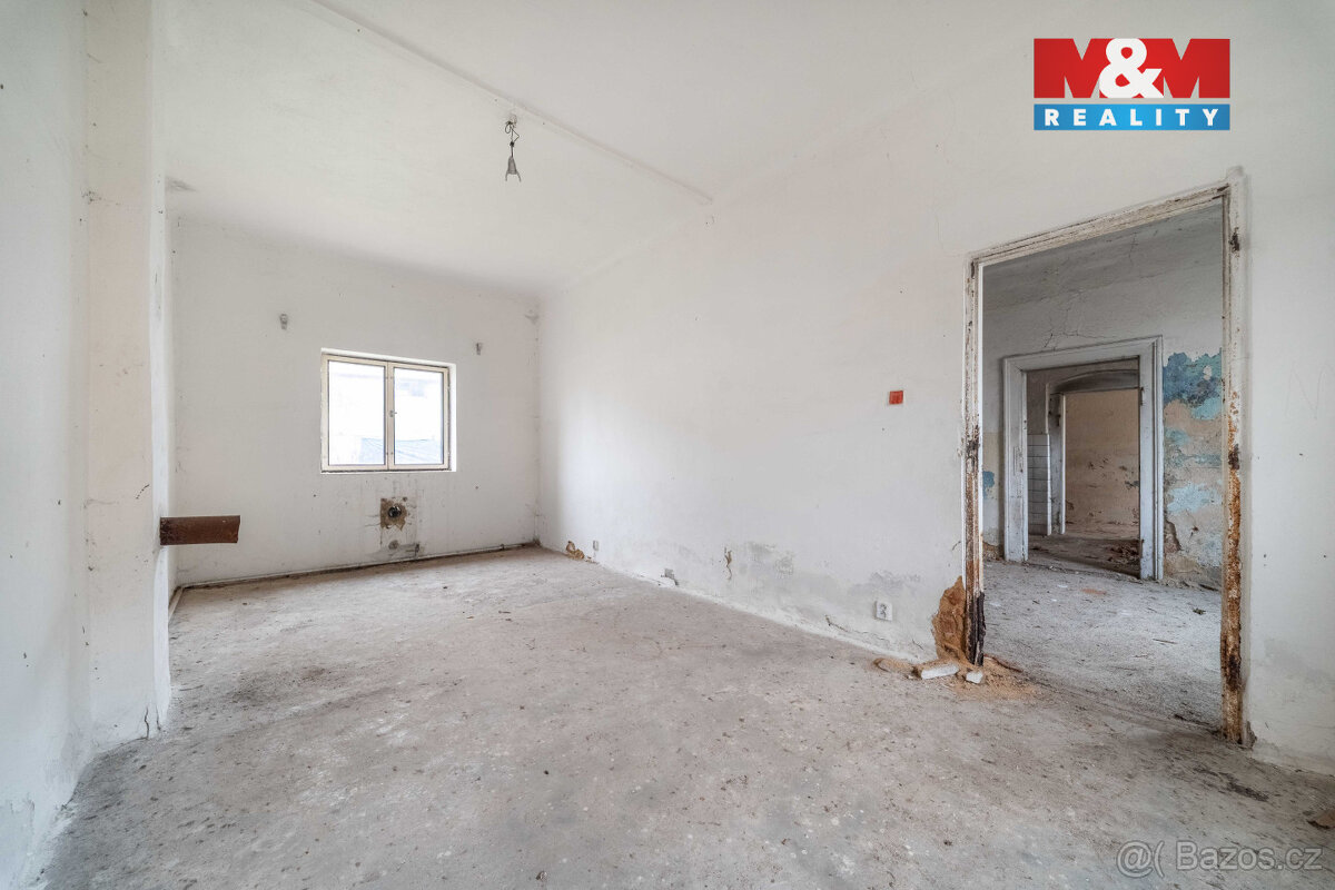 Prodej rodinného domu, 124 m², Úherce, ul. Náves - 13