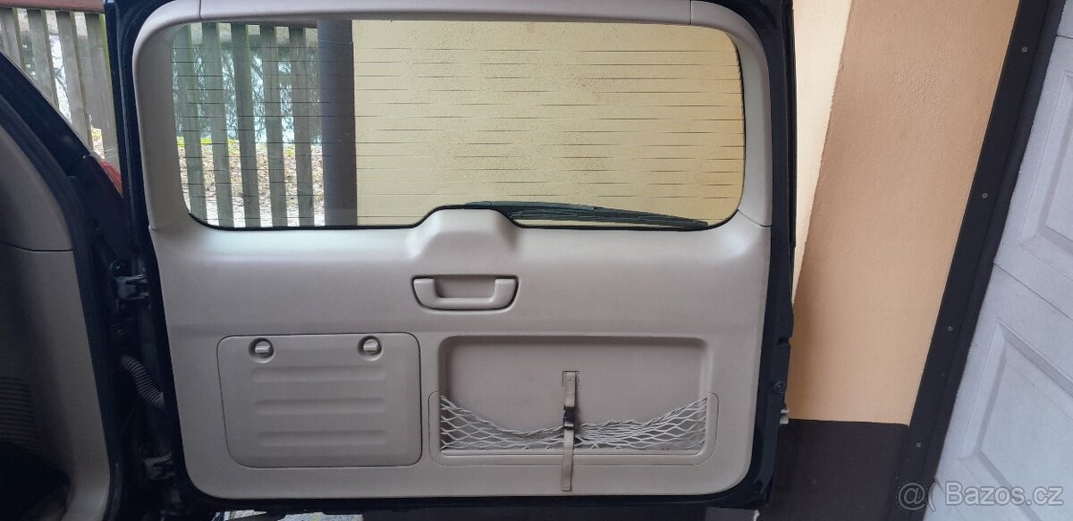 Land Cruiser 120 r.v.2006 3,0 D4D 122KW, 4x4, barva černá - 13