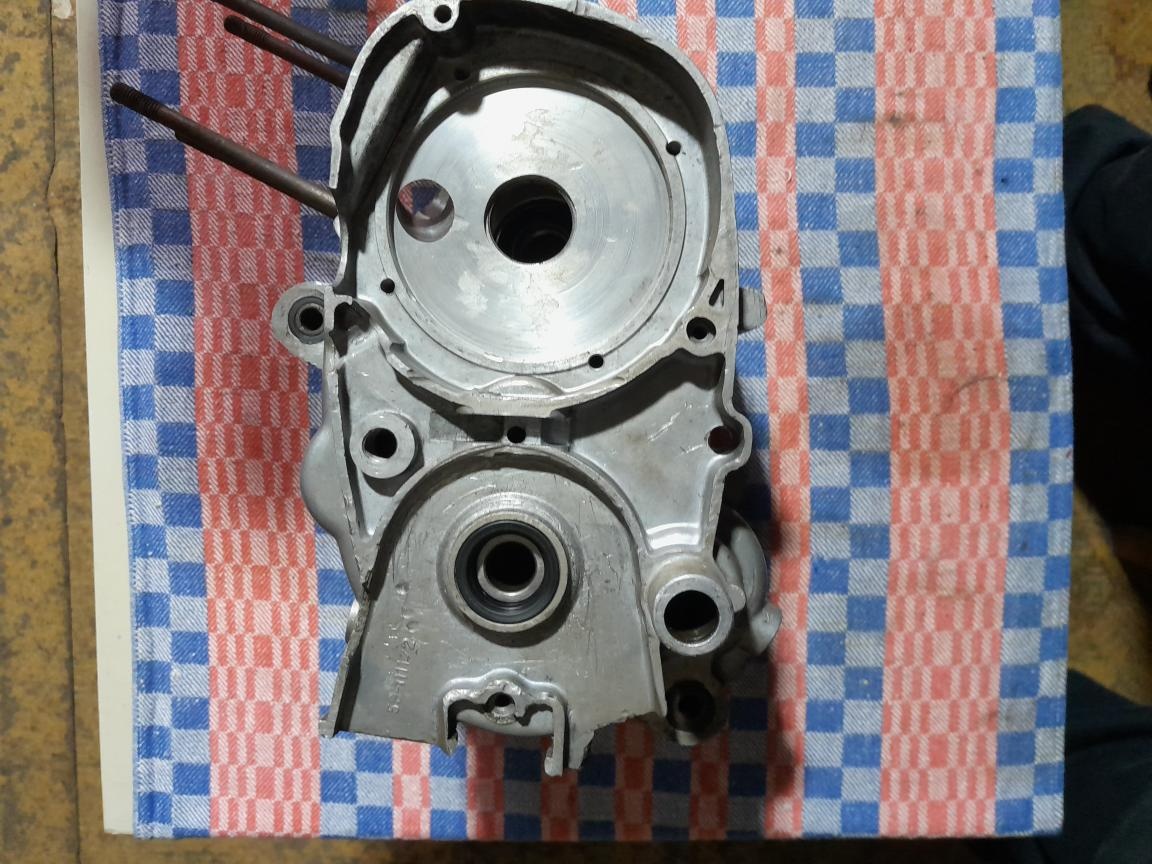 Jawa 90,rám+díly - 13